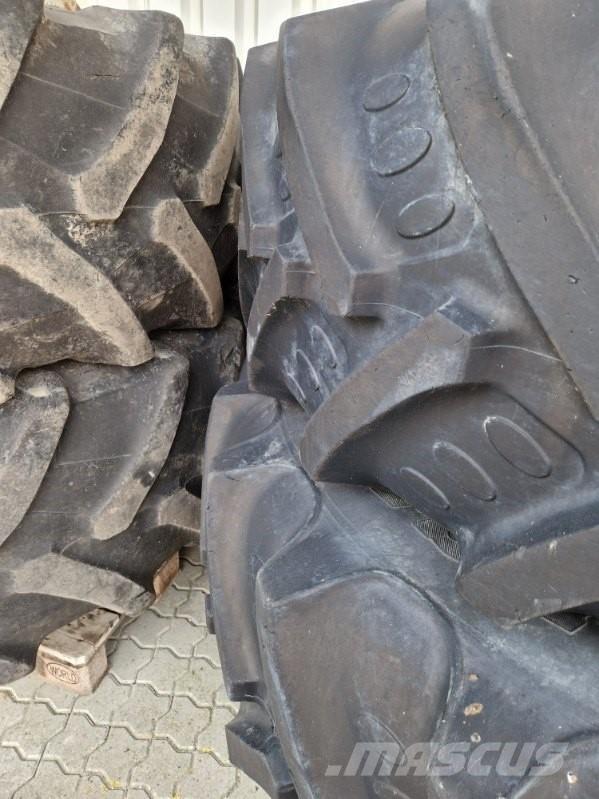 BKT 520/85R42 Dekk, hjul og felger