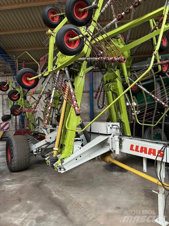 CLAAS LINER 3000 Raker og høyvendere