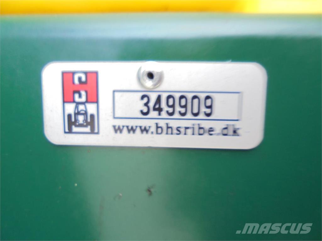 Danfoil 24 M 3-punktmonterte Sprøyter