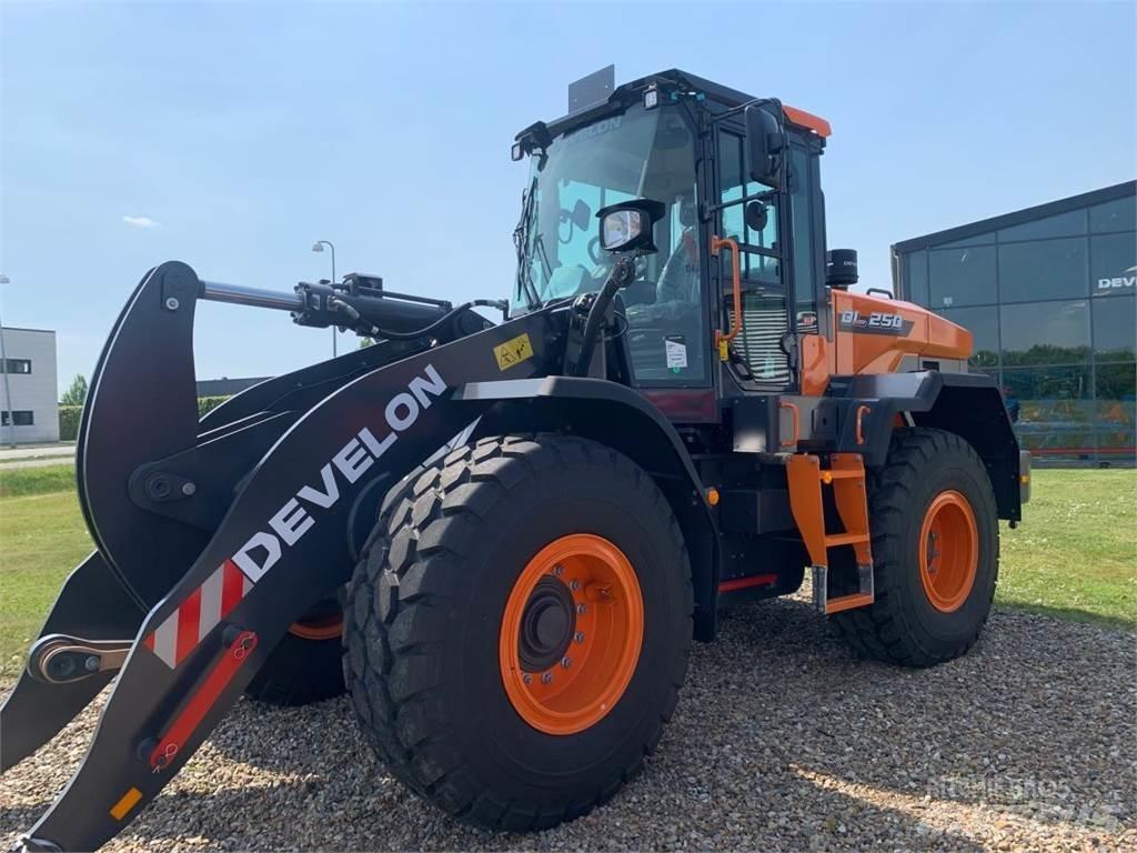 Develon DL250-7 Hjullastere