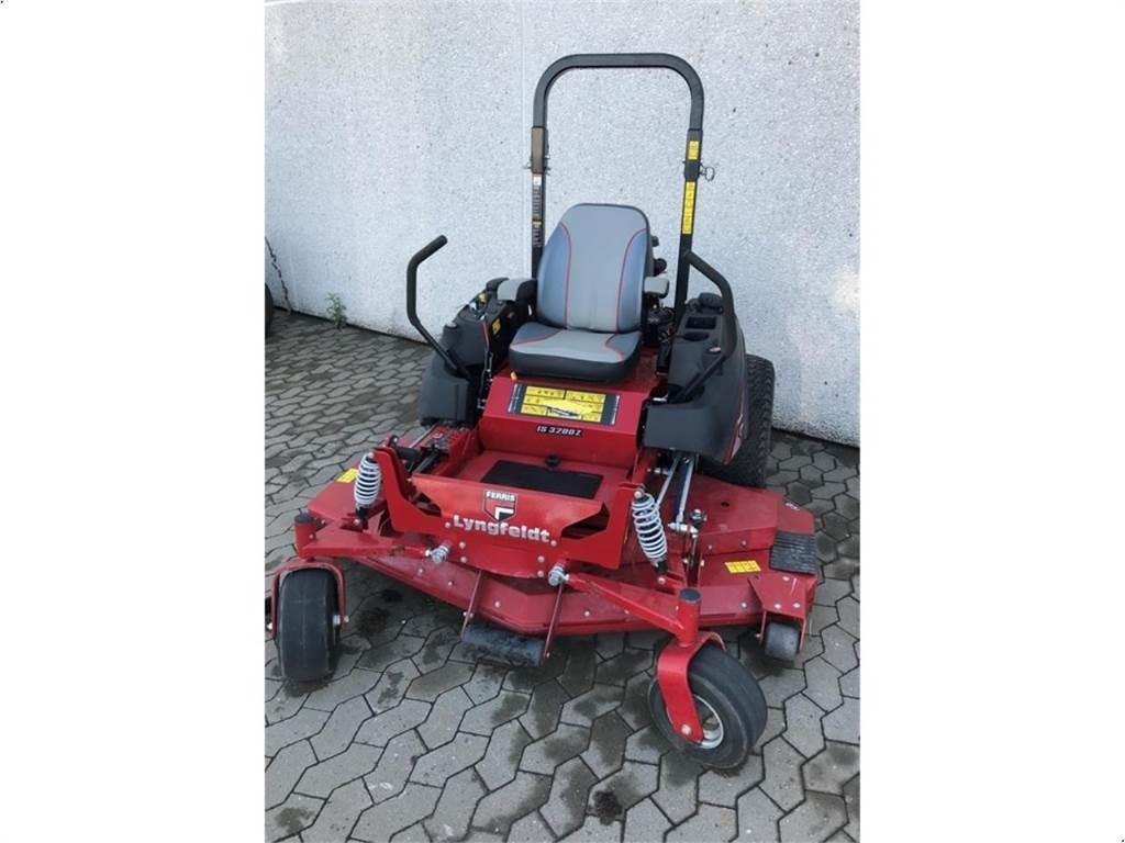 Ferris ZT 3200 Kompakttraktorer