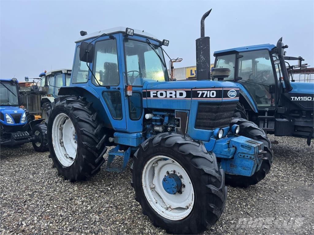 Ford 7710 Traktorer