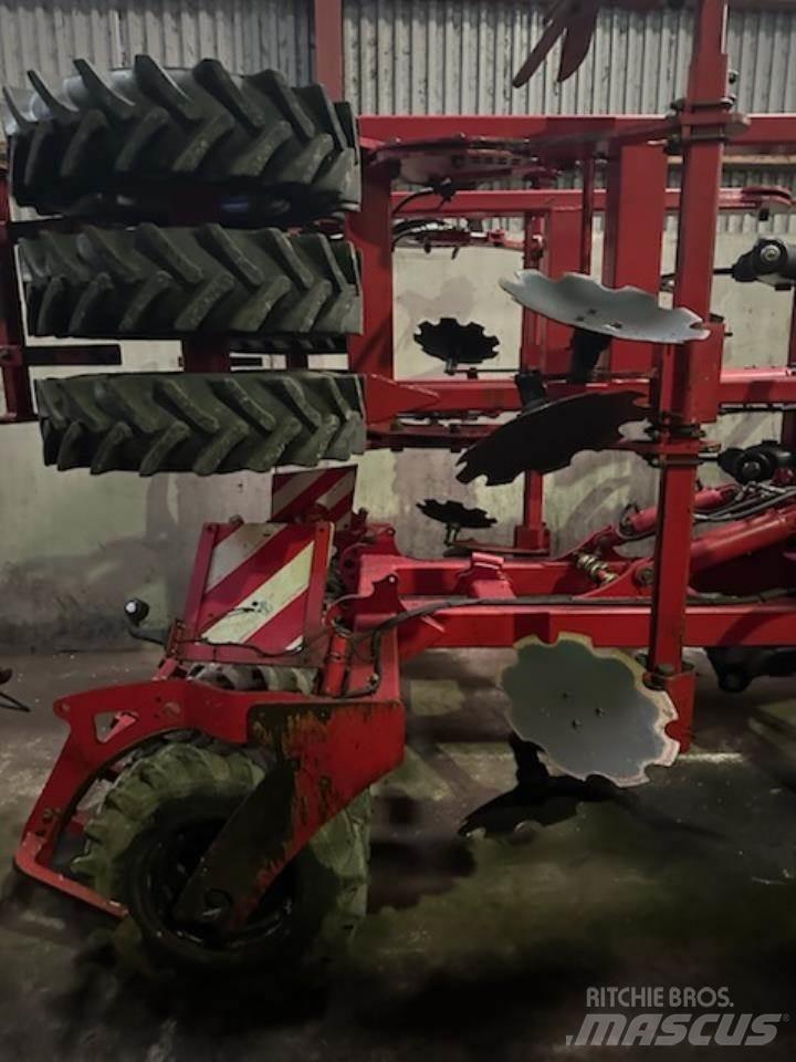 Horsch TIGER 4 MT Skålharver