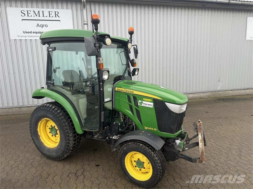 John Deere 3045R Kompakttraktorer