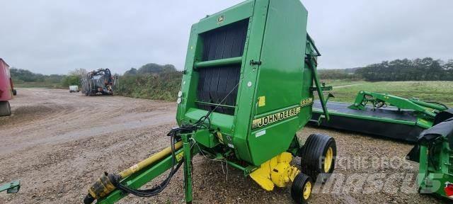 John Deere 590 Rundballepresser