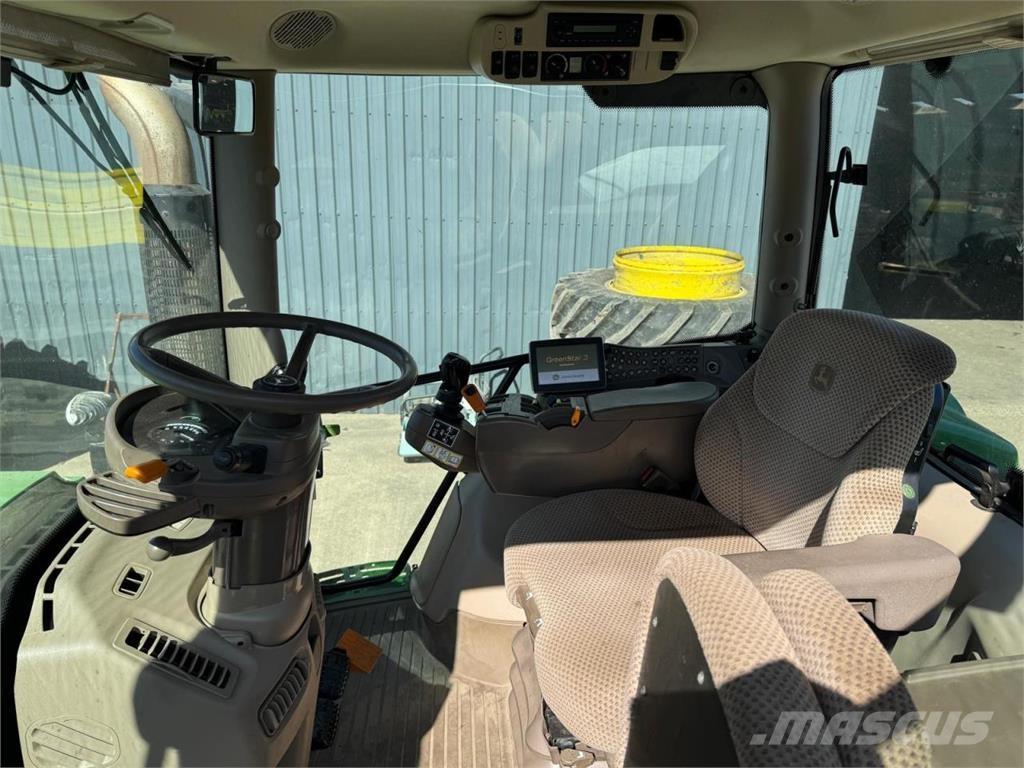 John Deere 6210R Traktorer