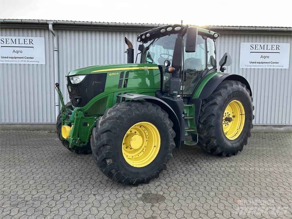 John Deere 6250R Traktorer