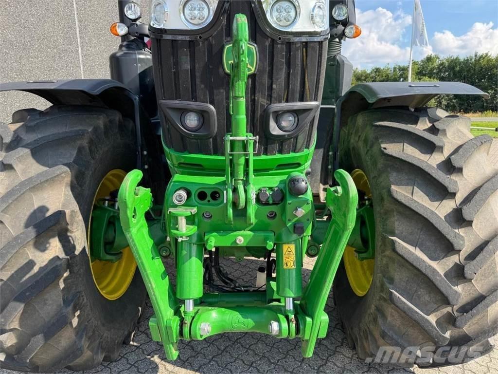 John Deere 6250R Traktorer