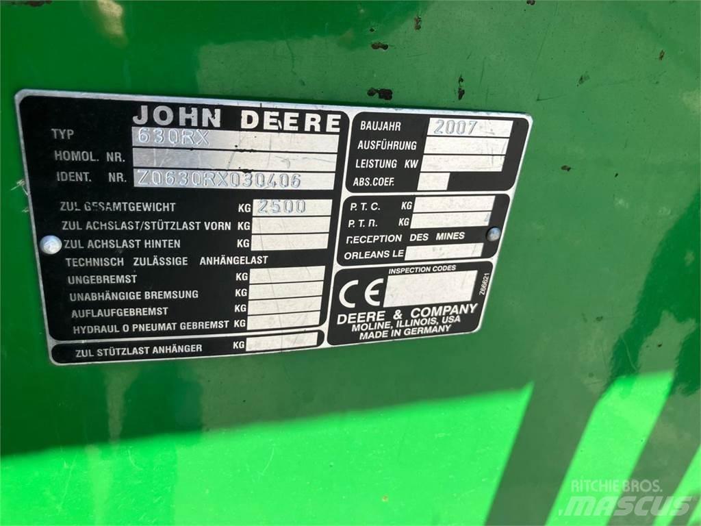 John Deere 630R Skjærebord til skurtresker