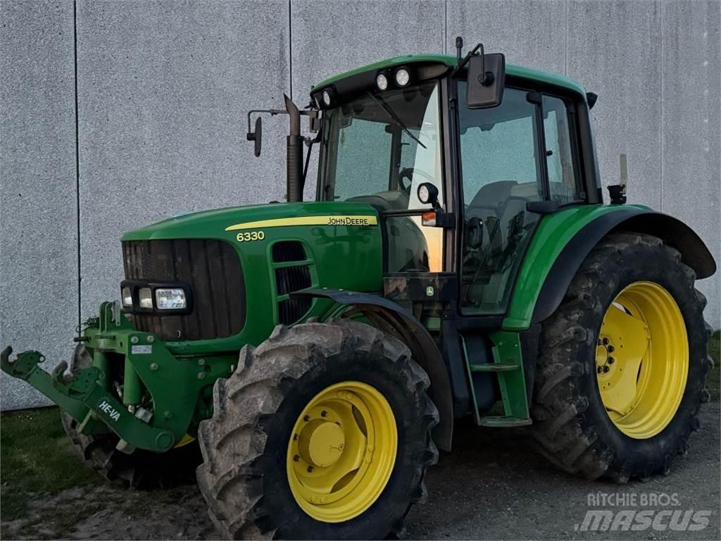 John Deere 6330 Traktorer