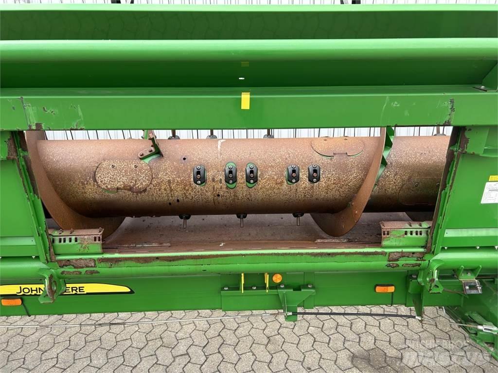 John Deere 635R Skjærebord til skurtresker