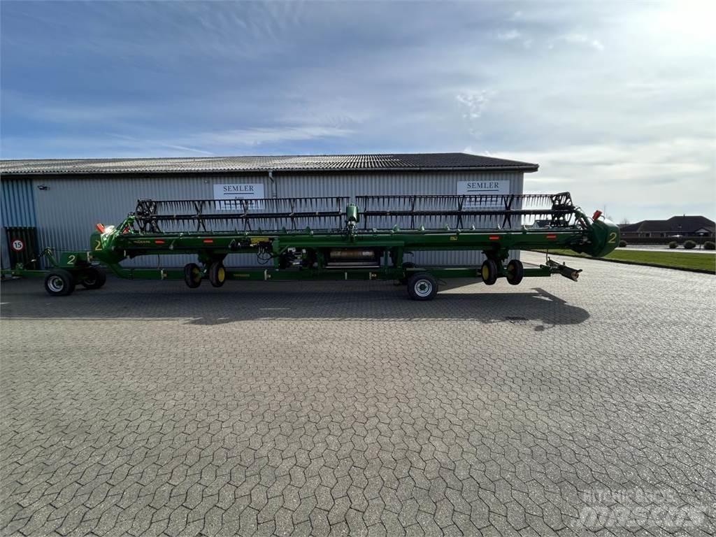 John Deere 740D Skjærebord til skurtresker