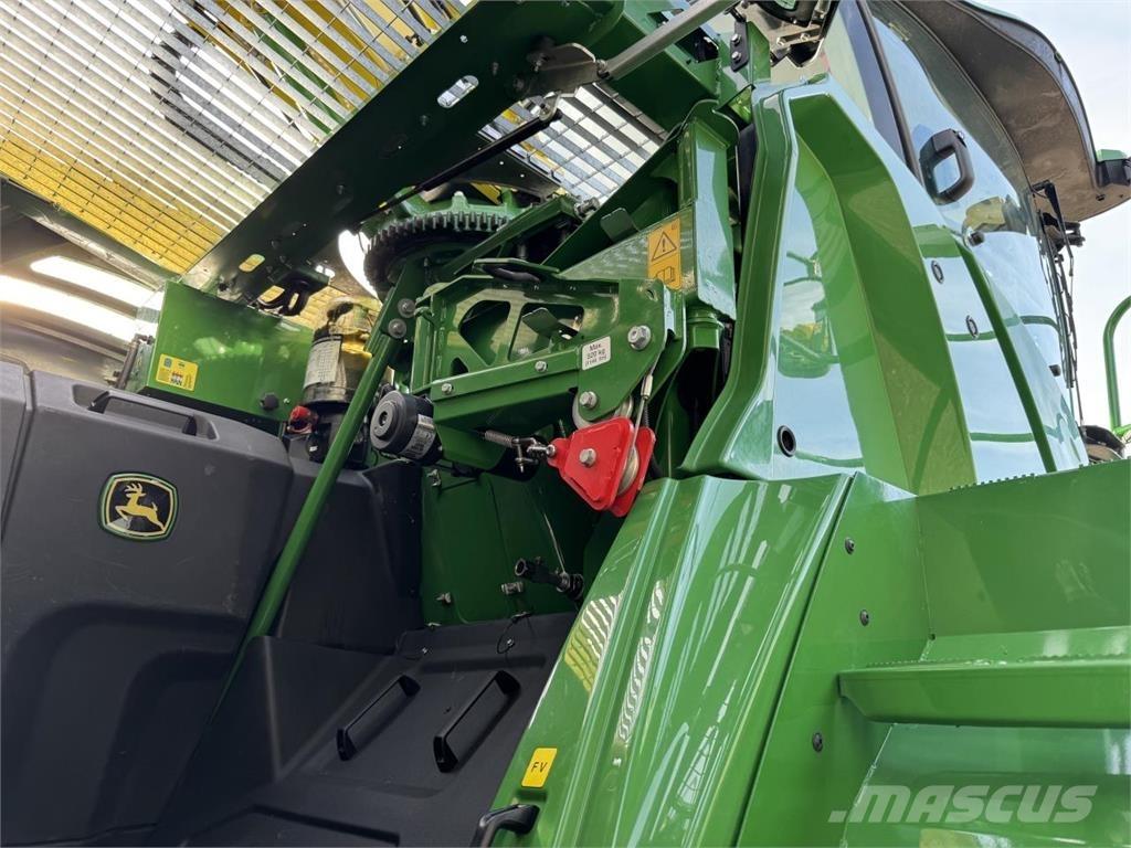 John Deere 9800 Fôrhøstere