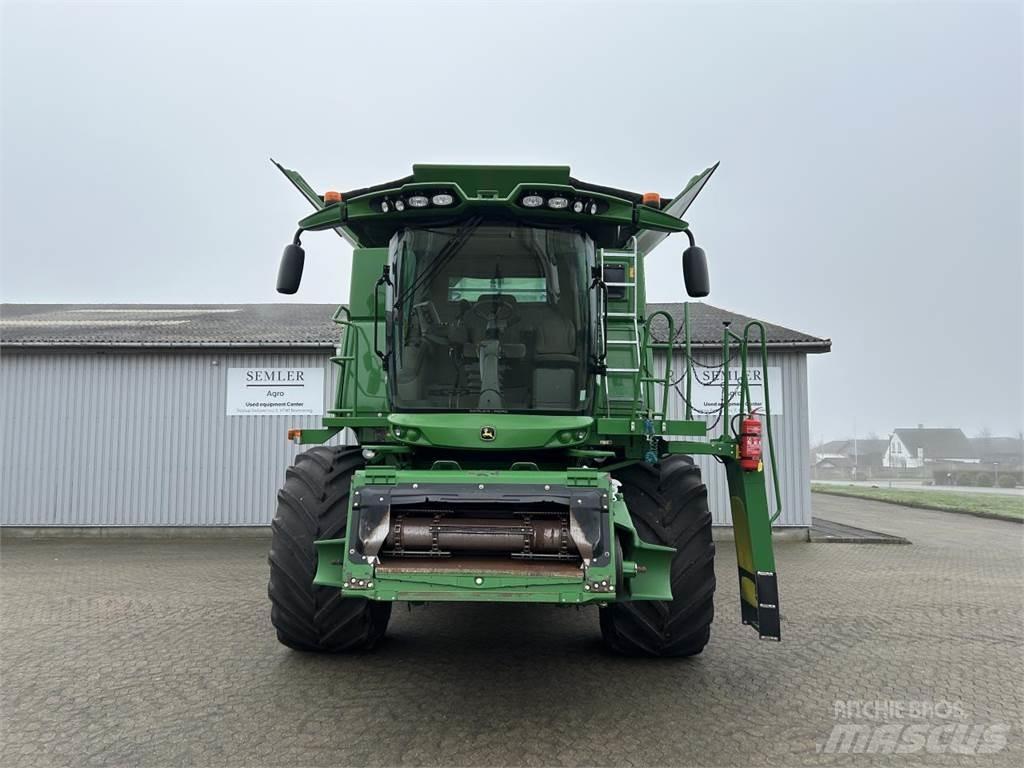 John Deere S690 Skurtreskere