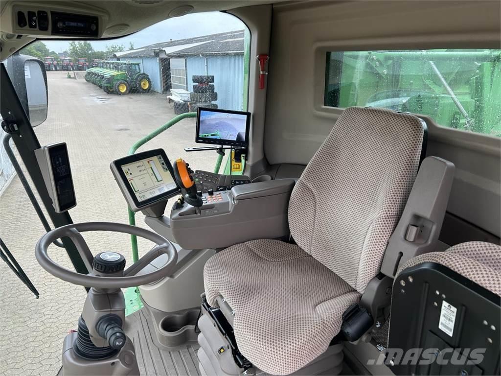 John Deere S690 Skurtreskere