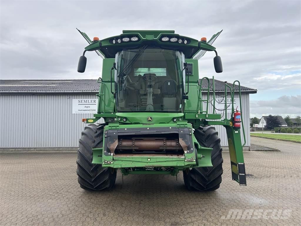 John Deere S690 Skurtreskere