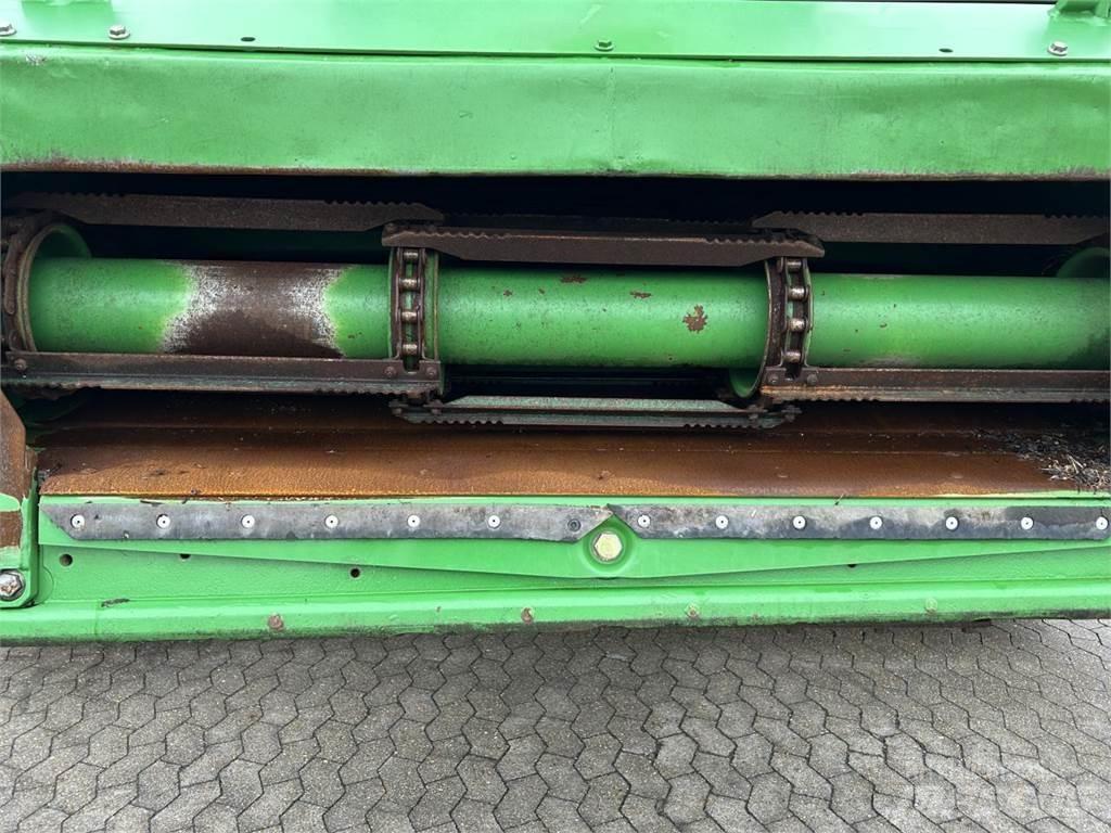 John Deere T670 Skurtreskere