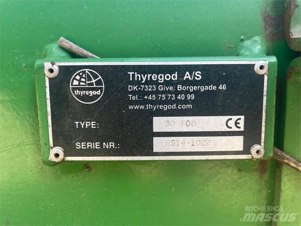 John Deere T670I Skurtreskere