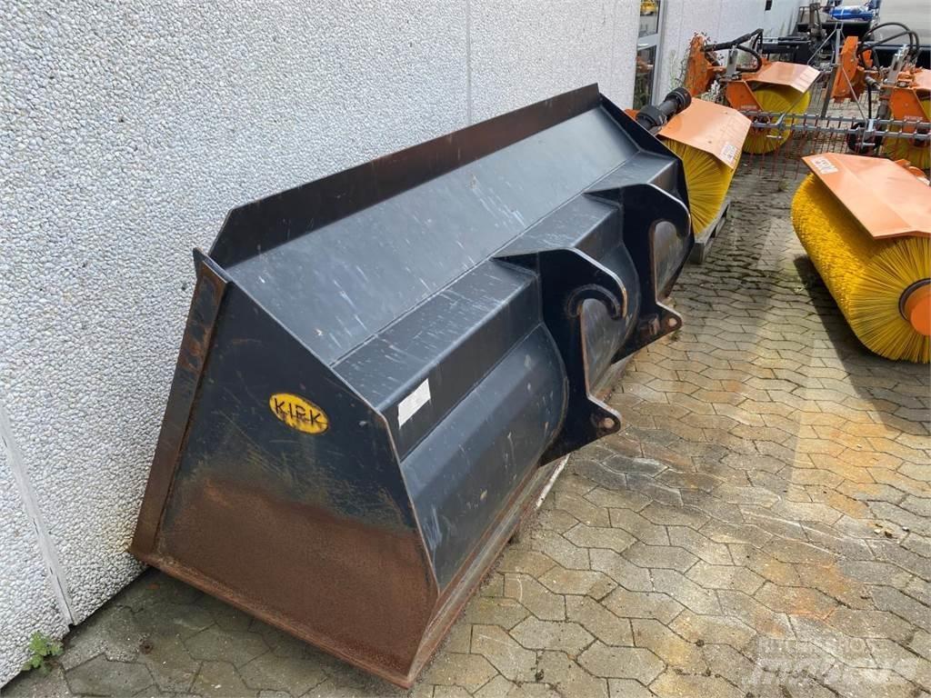 Kirk KS2400 Skuffer