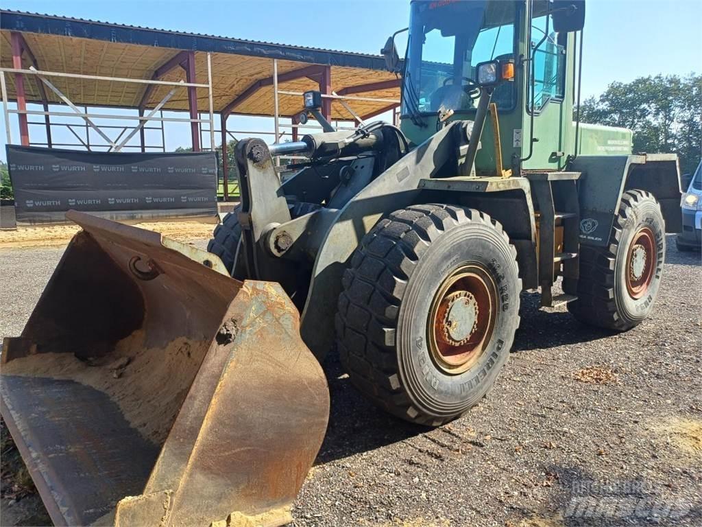 Komatsu WA270 Hjullastere