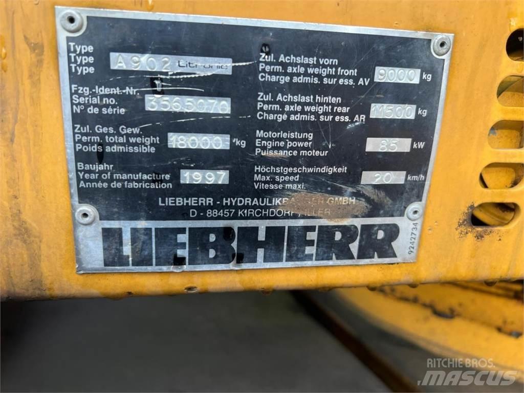 Liebherr 902 Hjulgravere