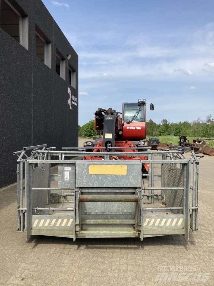 Manitou MRT2540 Teleskoplastere