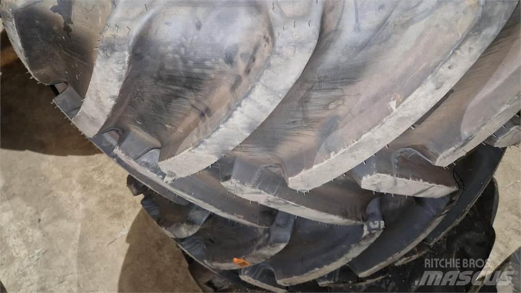 Mitas 600/70R30 Dekk, hjul og felger