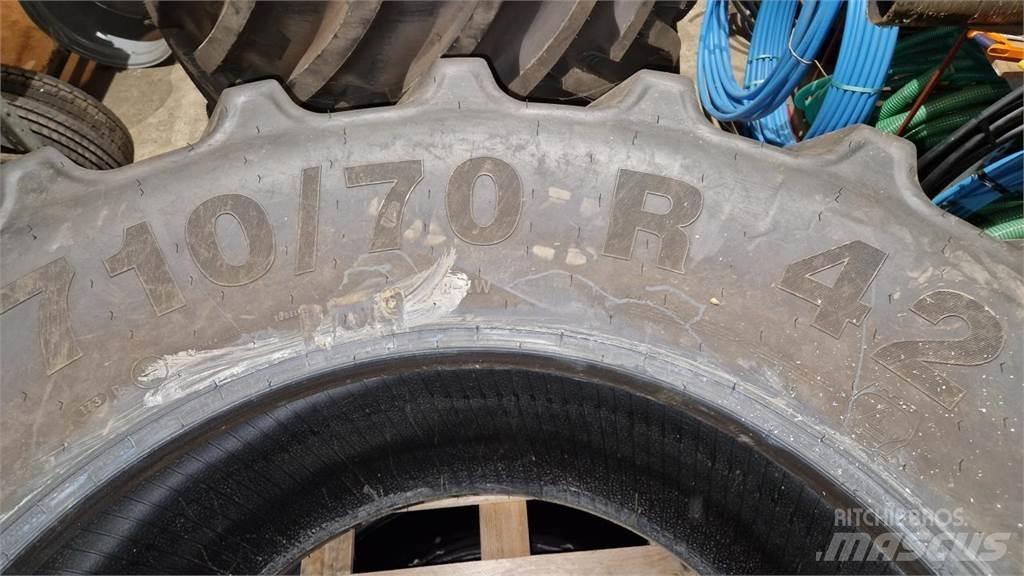 Mitas 710/70R42 Dekk, hjul og felger