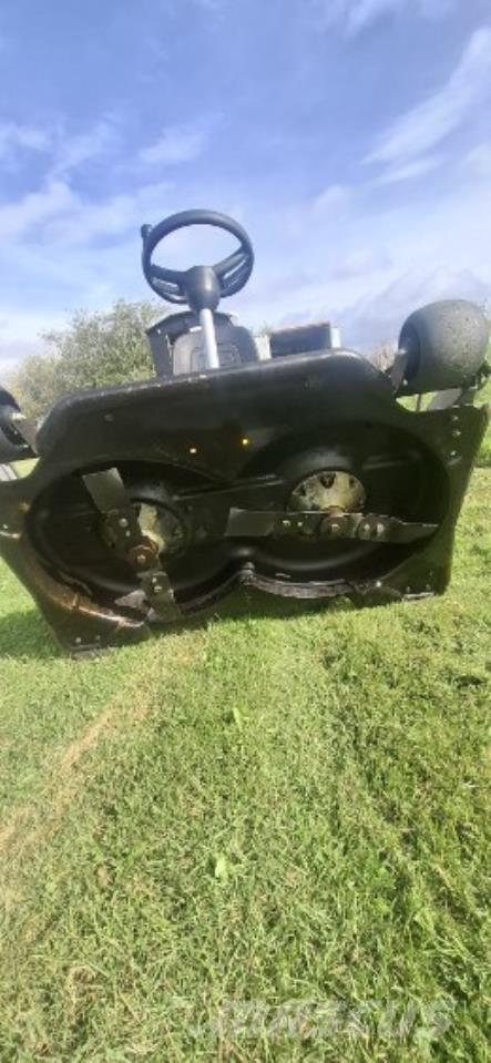 Stiga 320 Kompakttraktorer