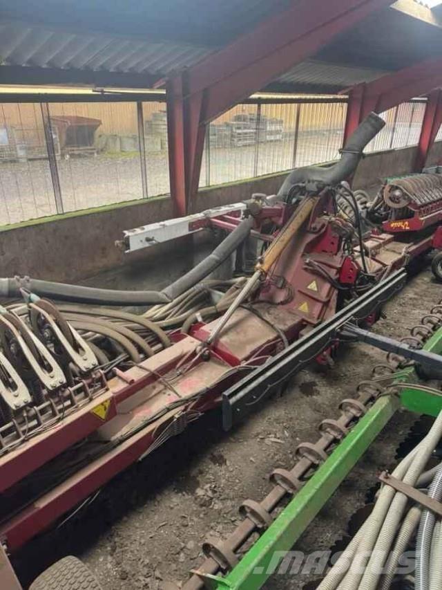 Vredo 12 Gjødselsprøyter