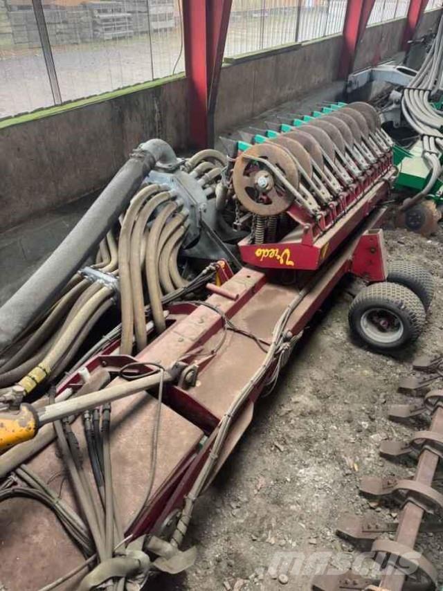 Vredo 12 Gjødselsprøyter