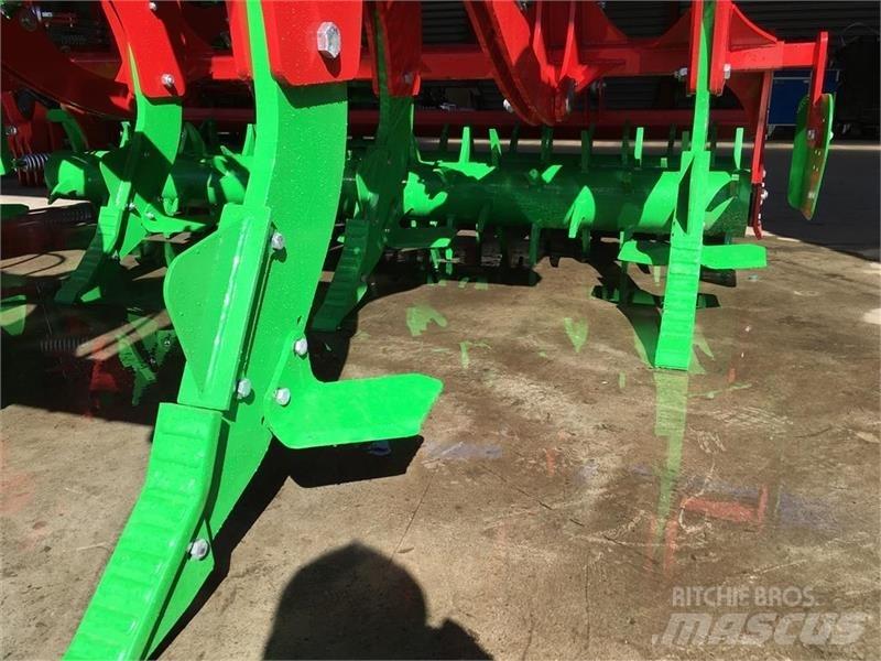 Agro-Tom  Grubber