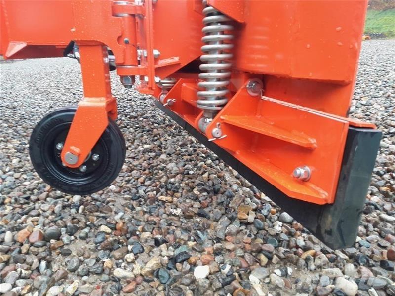  - - -  BOXER AGRI Snøploger- og skjær