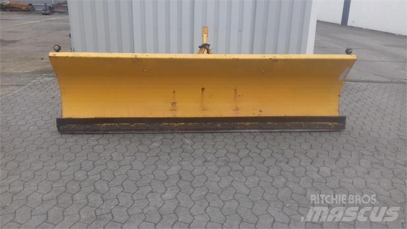  - - - 2.5 MTR Snøploger- og skjær