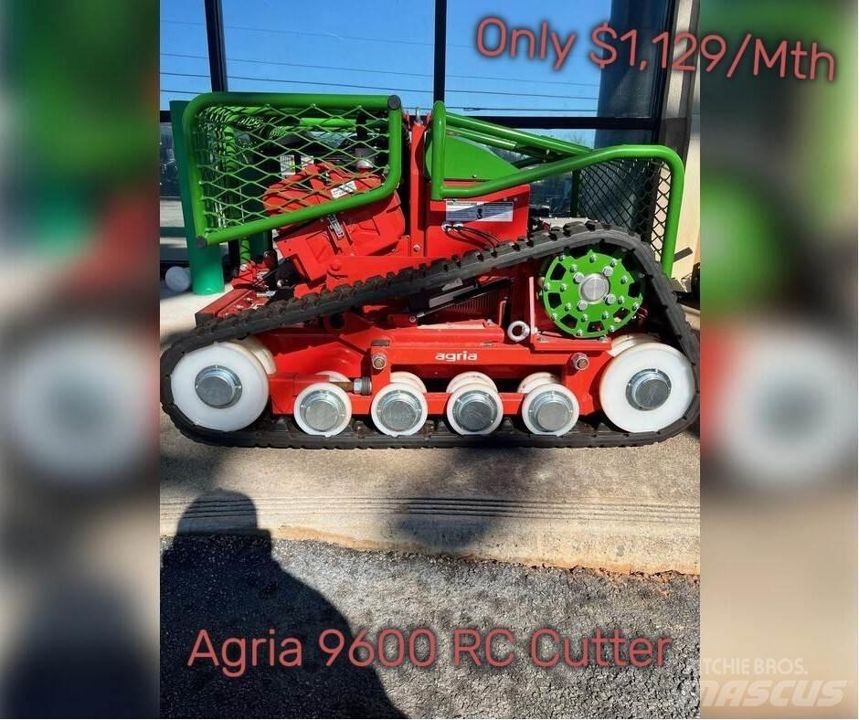 Agria 9600 Rundballerivere, -kuttere og -utpakkere