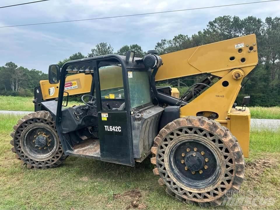 CAT TL642C Teleskoplastere