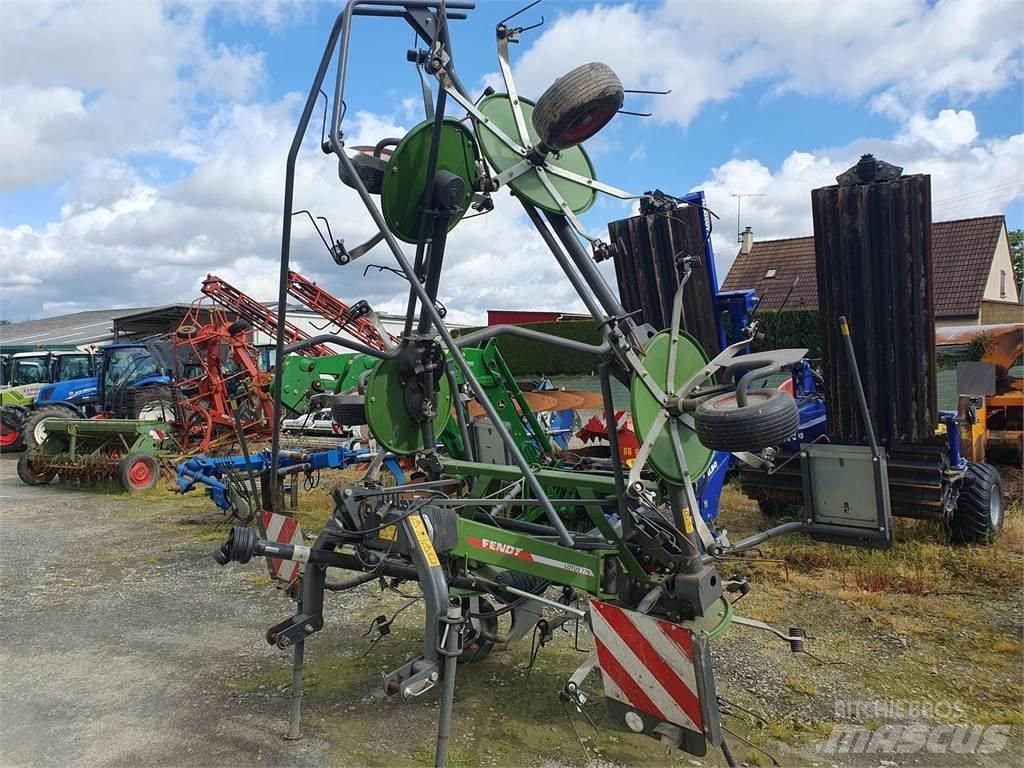 Fendt LOTUS 770 Raker og høyvendere