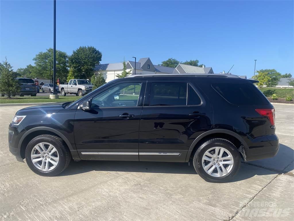 Ford EXPLORER Andre komponenter