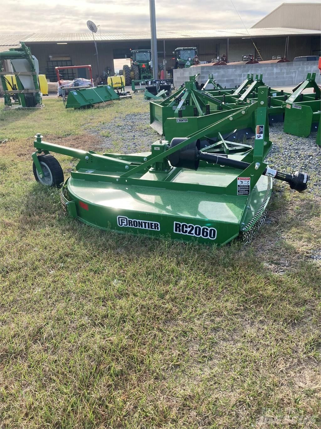 Frontier RC2060 Rundballerivere, -kuttere og -utpakkere