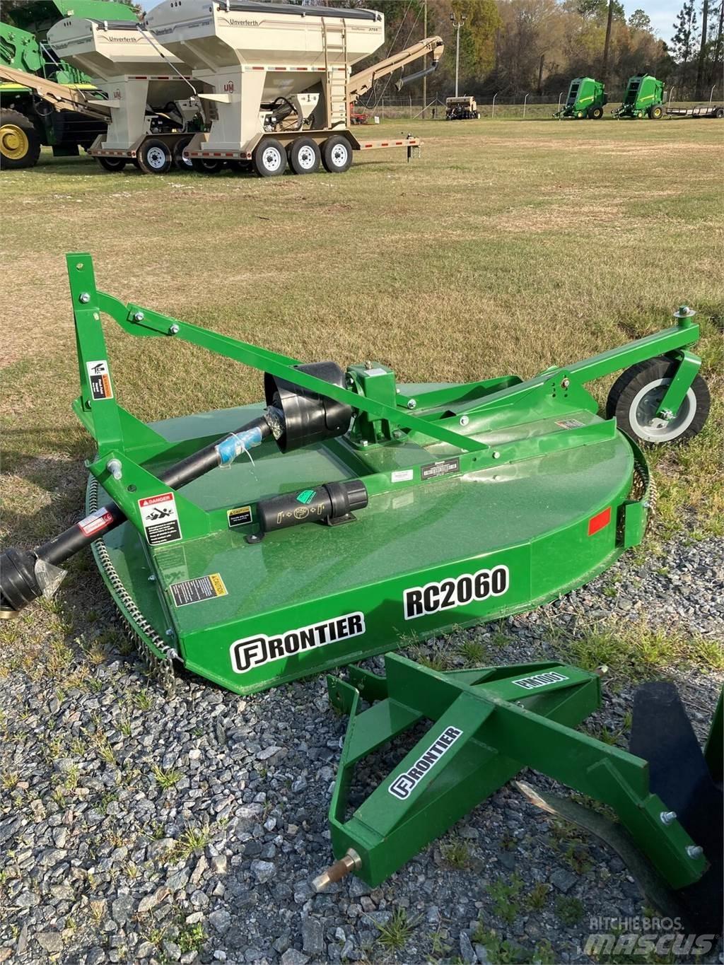 Frontier RC2060 Rundballerivere, -kuttere og -utpakkere
