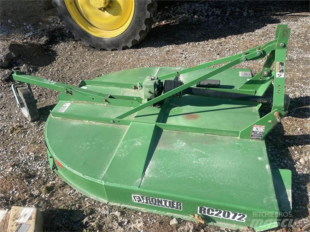 Frontier RC2072 Rundballerivere, -kuttere og -utpakkere