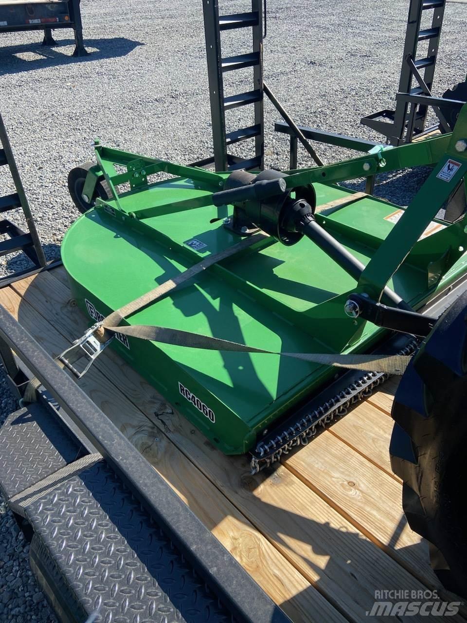 Frontier RC4060 Rundballerivere, -kuttere og -utpakkere
