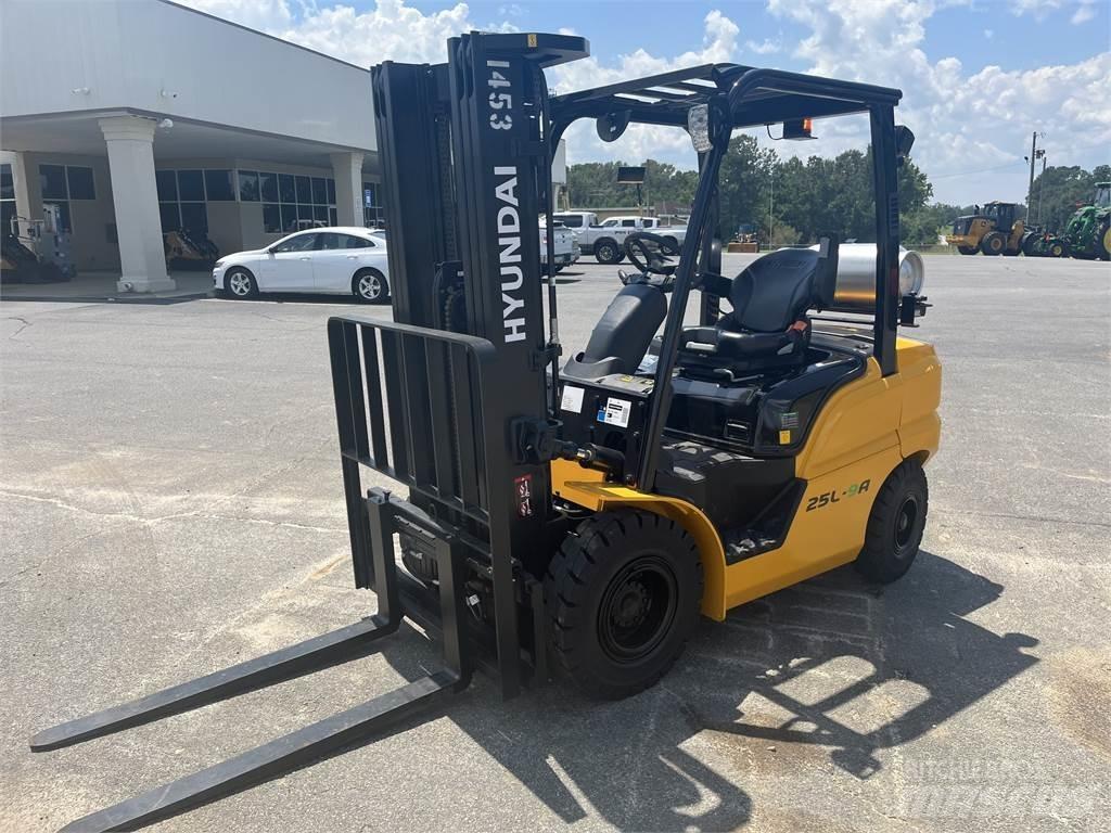 Hyundai 25L-9A Gaffeltrucker - Annet