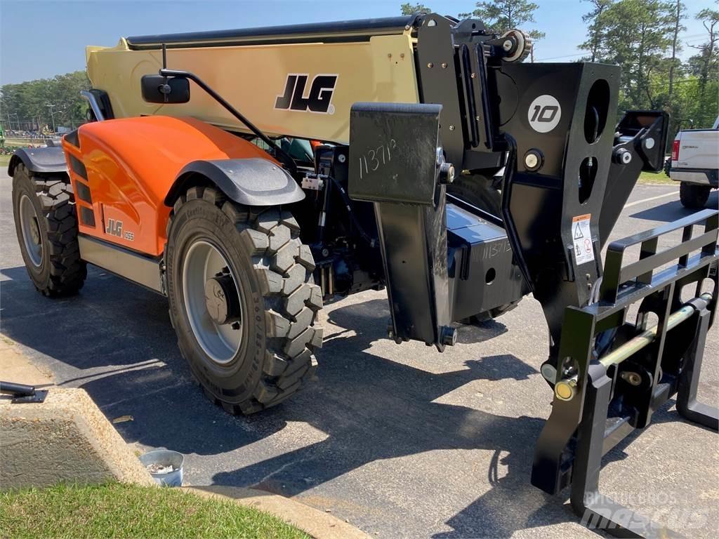 JLG 1055 Teleskoplastere