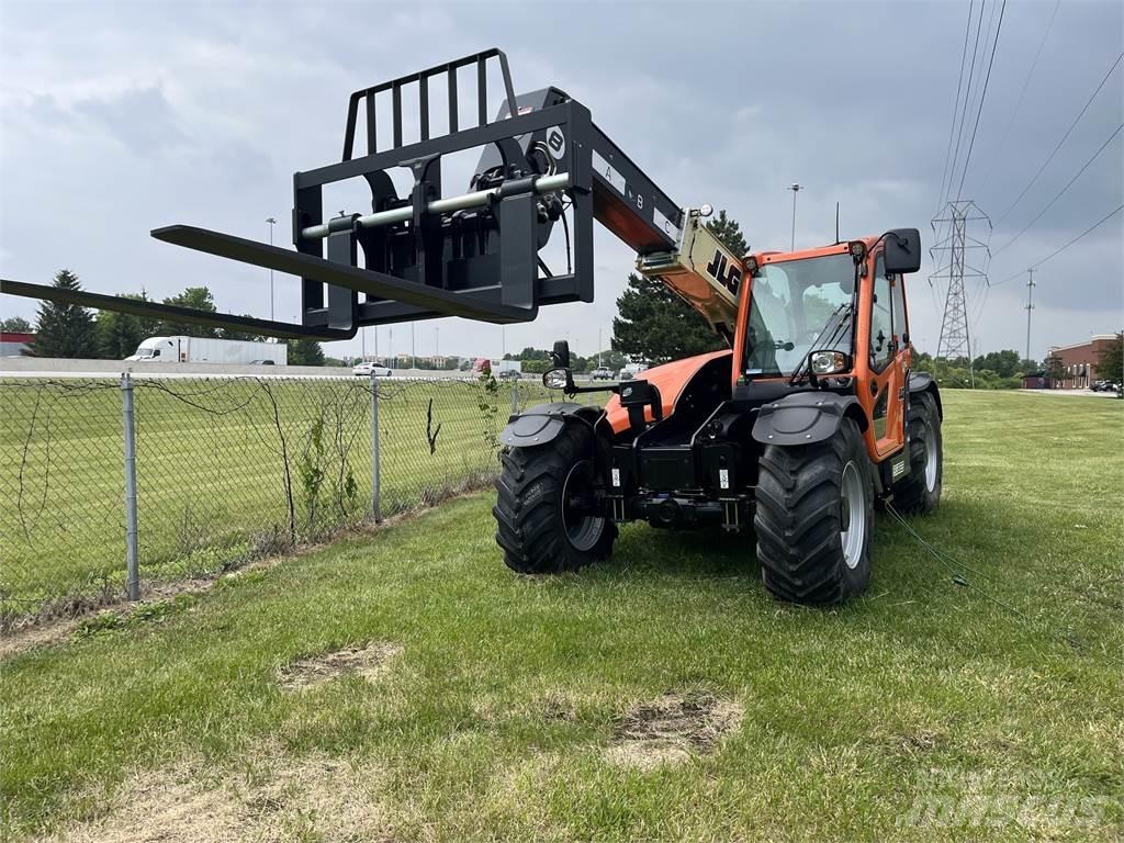 JLG AG823 Teleskoplastere