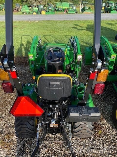 John Deere 1023E Kompakttraktorer