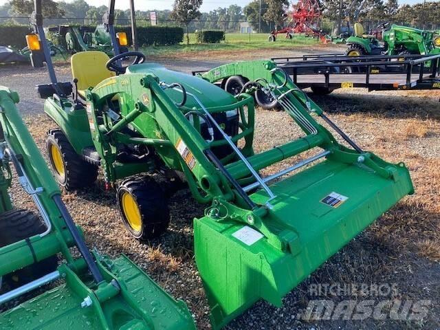 John Deere 1023E Kompakttraktorer