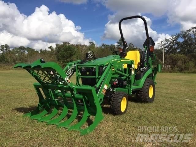 John Deere 1025R Kompakttraktorer