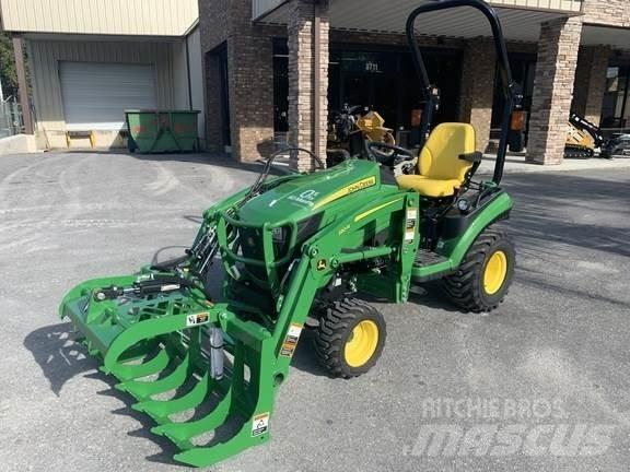 John Deere 1025R Kompakttraktorer