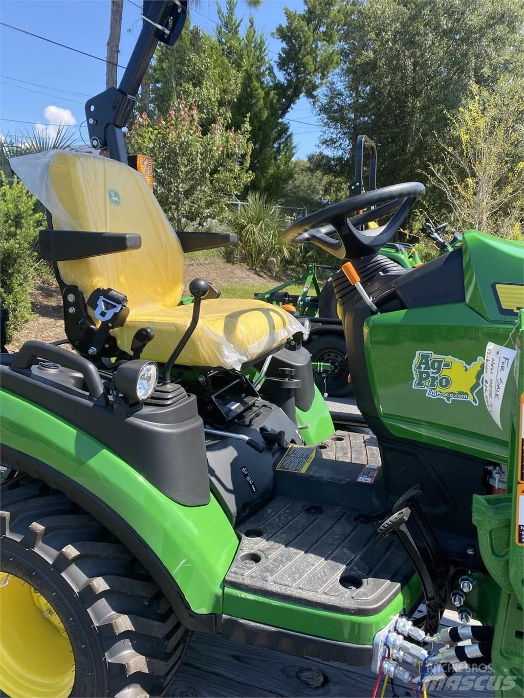 John Deere 1025R Kompakttraktorer